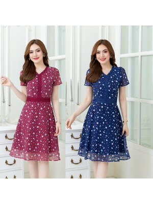 kudapy เดรสสั้นสีกร/สีแดง ผ้าชีฟองเทคเจอร์นูนพิมพ์ลาย ดีเทลแต่งลูกไม้รอบคอและเอว แพทเทิร์นเรียบง่าย ใส่สบาย