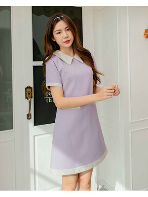 kudapy เดรสแขนสั้นคอปก แต่งผ้าทวีดเล่นสีทูโทนที่ปก ขอบแขนและชายกระโปรง ด้านหลังจับเกล็ดเข้ารูป ทรงสวยใส่สบาย