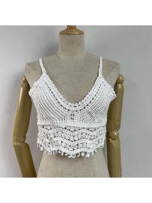 kudapy เสื้อถักใส่เที่ยวทะเลสีขาว แฟชั่นชุดไปทะเล ชุดเที่ยวทะเล ชุดใส่เดินเล่นถ่ายรูปริมชายหาดสวยๆ