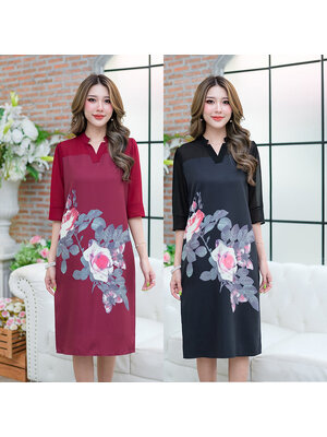 kudapy เดรสสั้นคอวีแต่งเหลี่ยมสีดำ สีแดง เดรสผ้าพิมพ์เนื้อนิ่มทรงทรงปล่อยแบบใส่สบายลำลองได้ ใส่เที่ยวได้สวยเบาๆค่ะ ผ้าพิมพ์ลายกุหลาบ