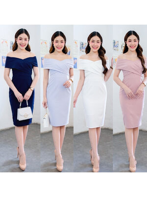 kudapy เดรสเปิดบ่าแถบใหญ่ จับจีบข้างอก กระโปรงสอบ ผ่าหลัง เรียบแต่เก๋ ใส่ง่าย