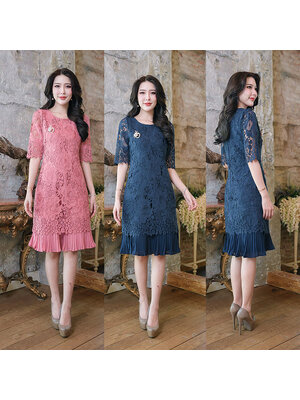 kudapy เดรสสั้สีชมพูกรีบบัว/สีกรม ลุกไม้ทอลายดอกไม้เนื้อนิ่มลายสวยใส่สบาย แต่งชายกระโปรงพลีทด้านใน สวยใส่ได้ทุกโอกาสค่ะ ผ้าทอลายเส้นเรียงสวยเกรดดี