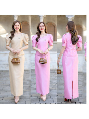 kudapy Set เสื้อ+กระโปรงทรงสอบผ่าหลังสีทอง/สีชมพู งานไหมจิตรลดาสี่เส้น งานผ้าอัดกาวทั้งเสื้อและกระโปรง เสื้อคอหัวใจแขนเจ้าหญิงทรงเข้ารูป