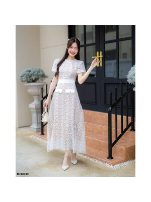 kudapy เดรสยาวสีขาว แขนตุ๊กตาเนื้อผ้าลูกไม้