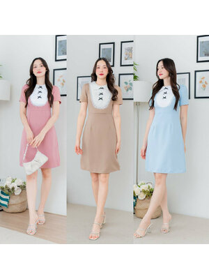 kudapy เดรสสั้นสีสีชมพู/สีฟ้า/สีน้ำตาล คอปกแต่งอกผ้าพื้นเดรสใส่ทำงาน สวยดูดี