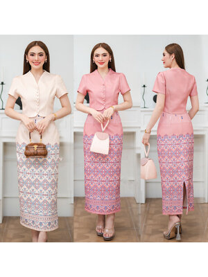 kudapy Set 2 ชิ้น (เสื้อ+กระโปรงยาว)งานผ้าโพลีเอสเตอร์งานพิมพ์ลาย เนื้อผ้าอัดกาว ตัวเสื้อคอวี แต่งกระดุมหลอก ตัวกระโปรงผ่าหลังเล็กน้อย