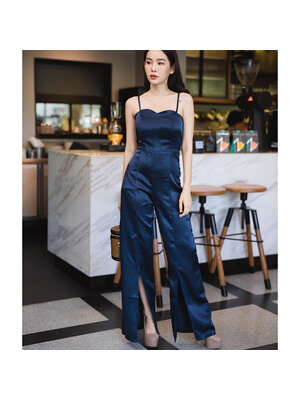 kudapy จั้มสูทขายาวสีกรม สายเดียว ตัดเย็บด้วยผ้าซาติน วาเลนติโน่