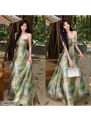 kudapy เดรสยาวสีเขียว เกาะอกซิปด้านหลัง + ยางยืดกระโปรงจับจีบด้านข้าง พิมพ์ลาย