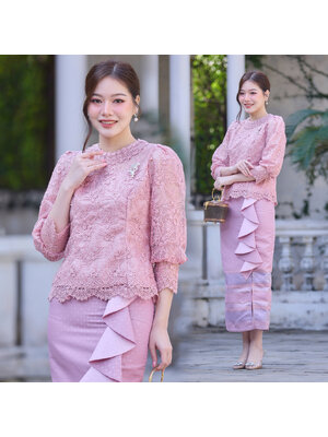 kudapy ชุดเซตผ้าไหมไทยทอลาย สีชมพู เสื้อ+ผ้าถุงแต่งระบาย