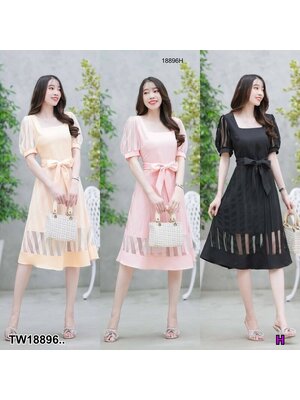 kudapy เดรสสั้นสีดำ/สีโอรส/สีครีม คอเหลี่ยมแขนตุ๊กตา แต่งผ้าซีทรูตัดต่อระบายชาย ผูกโบว์เอวงานสวย