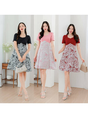 kudapy เดรสสั้นสีชมพู/สีแดง/สีดำ กระโปรงบานลายดอก