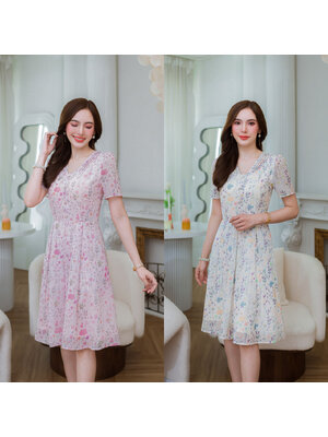kudapy เดรสสั้นสีครีม/สีชมพู ชีฟองลายดอก ดีเทลตีเกล็ดแต่งกระดุม กระโปรงจับจีบสวย