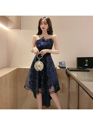 kudapy เดรสสีกรมท่า ออกงานเกาะอกหน้าสั้นหลังยาว ปักดอกไม้และปักเลื่อมเล็กๆทั่วตัวเดรส เอวสูงด้านหลังยืดได้ ซิปข้างลำตัว