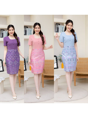 kudapy เดรสสั้นสีฟ้า/สีชมพู/สีม่วง คอเหลี่ยมกระโปรงลายไทย