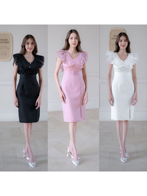 kudapy เดรสสั้นสีขาว/สีดำ/สีชมพู/สีแดง ทรงเข้ารูป แขนกุด ดีเทลอัดผ้าซีฟองช่วงแขน