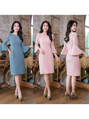 kudapy เดรสสั้นสีชมพูอ่อน/สีฟ้าเทาผ้าพื้นแต่งลูกไม้เนื้อนิ่ม แขนสามส่วน