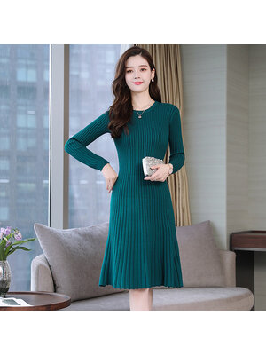 kudapy เดรสไหมพรมแขนยาวสีเขียวเข้ม ยืดตามตัว นิ่มเนื้อหนาใส่สบายไม่บางไม่โป้ะจร้าา