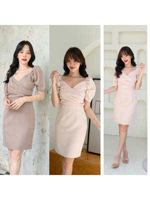 kudapy เดรสสั้นสีสีครีม/สีโอวัลติน คัตติ้งเริ่ดๆ ช่วงอกจับเดรปป้ายกันสวยมาก ตัวนี้ทำมาเป็นแบบมีแขนจับยกไหล่นิดๆ