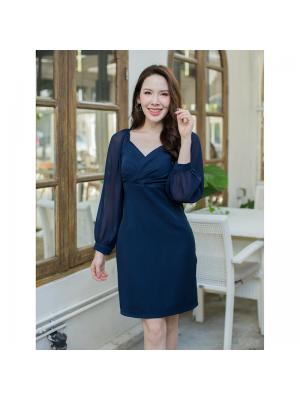 kudapy เดรสสั้นสีกรม ช่วงคอเป็นคอวี อกจับจีบ ดูเซ็กซี่ แขนเสื้อเป็นผ้าชีฟอง ซีทรู ใส่สวยดูดี กระโปรงทรงสอบ