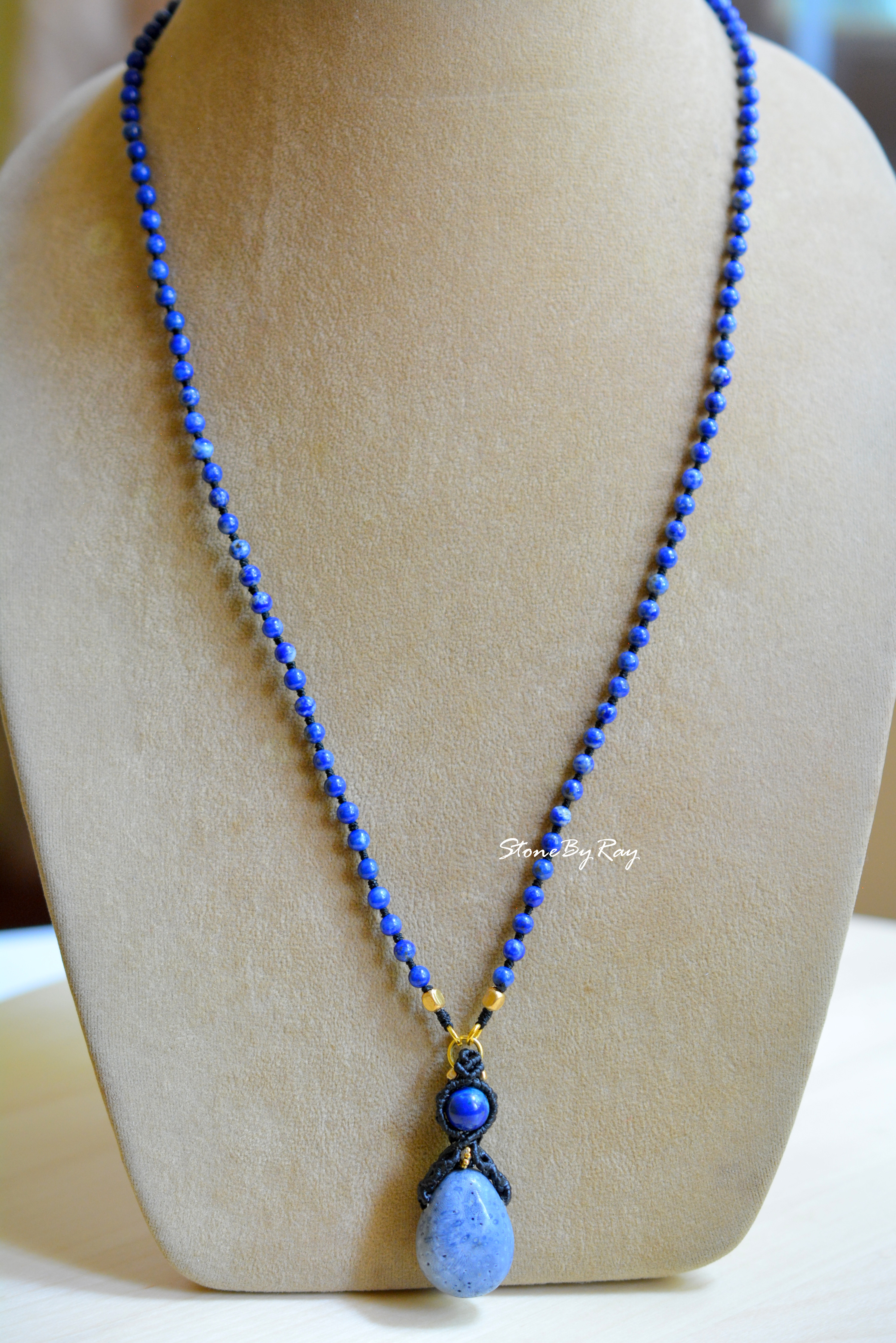 สร้อยคอมงคล108จี้หินปะการังสีน้ำเงิน(Blue Coral)