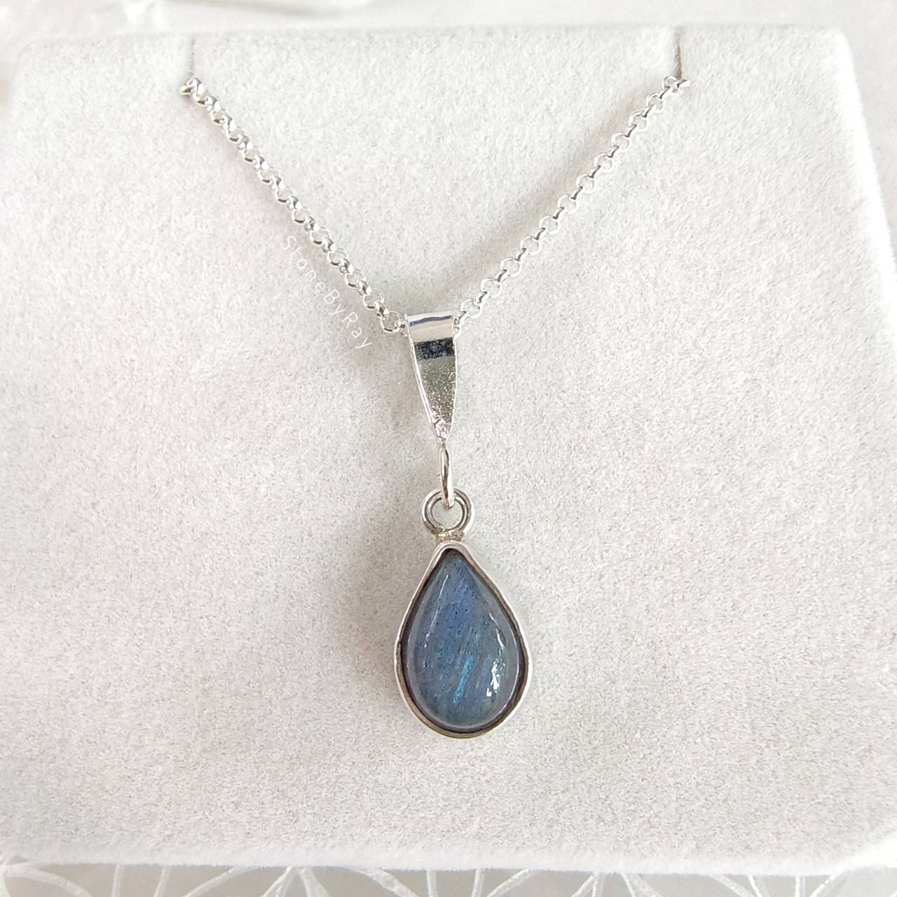 สร้อยคอเงินจี้หินลาบราโดไลท์ Labradorite