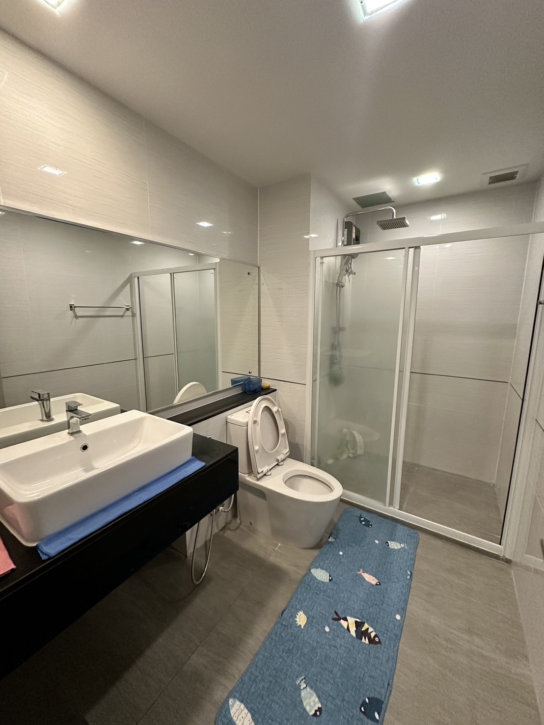 สนใจชมห้องติดต่อได้เลย Line ID: Smile-easy ปล่อยเช่าคอนโด เดอะ เมโทรโพลิส สำโรง อินเตอร์เชนจ์ (The Metropolis Samrong Interchange) - 3ห้องนอน 3ห้องน้ำ 1ห้องนั่งเล่น - ใกล้ BTS สำโรง - ขนาดห้อง 146 ตรม. ชั้น 30