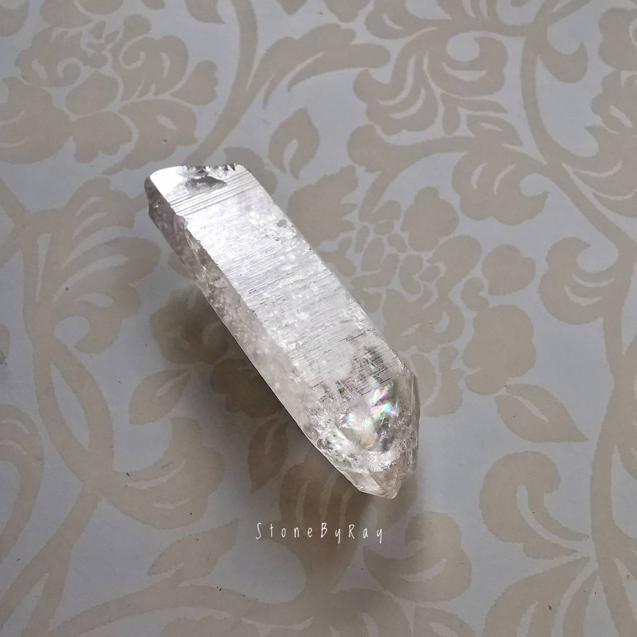 หินออร่าควอตซ์ (Aura Quartz)