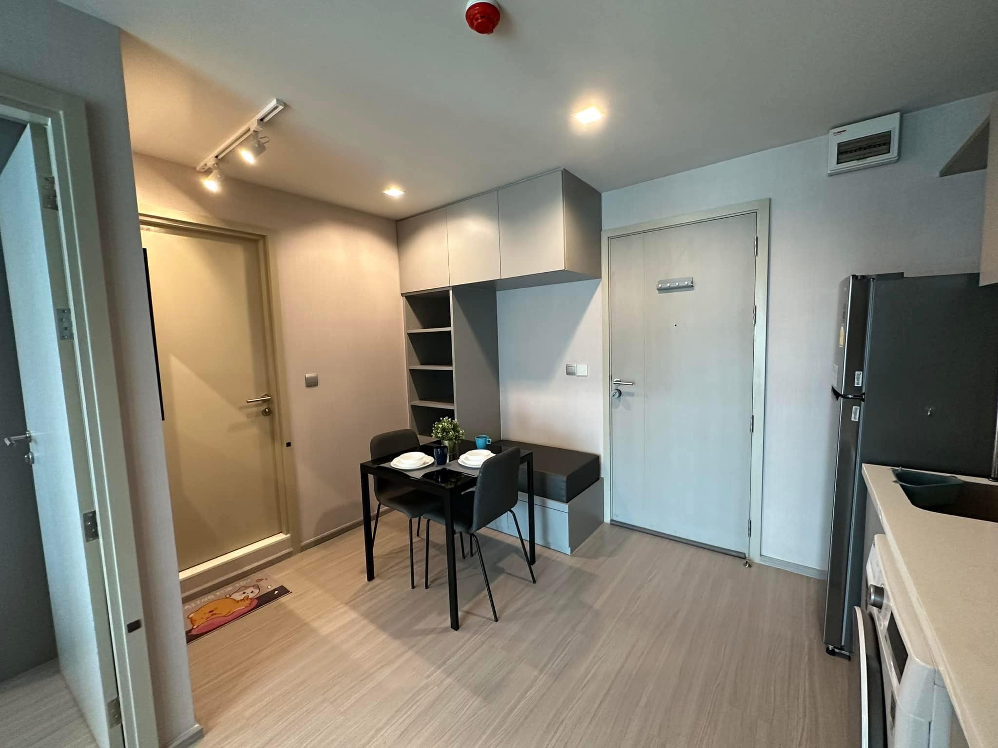 ปล่อยเช่าคอนโด Life Ladprao (ไลฟ์ ลาดพร้าว) - โซนพื้นที่ BTS ห้าแยกลาดพร้าว 1ห้องนอน 1ห้องน้ำ - ขนาดห้อง 36 ตรม. ตึก A - ให้เช่า 23,000 ต่อเดือน