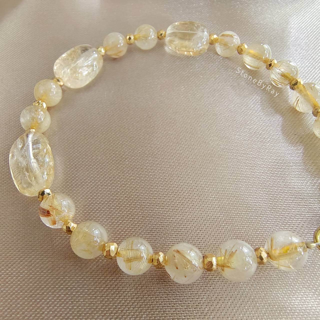 สร้อยข้อมือหินซิทริน,หินไหมทอง,ไพไรต์ Citrine+Rutilated Quartz