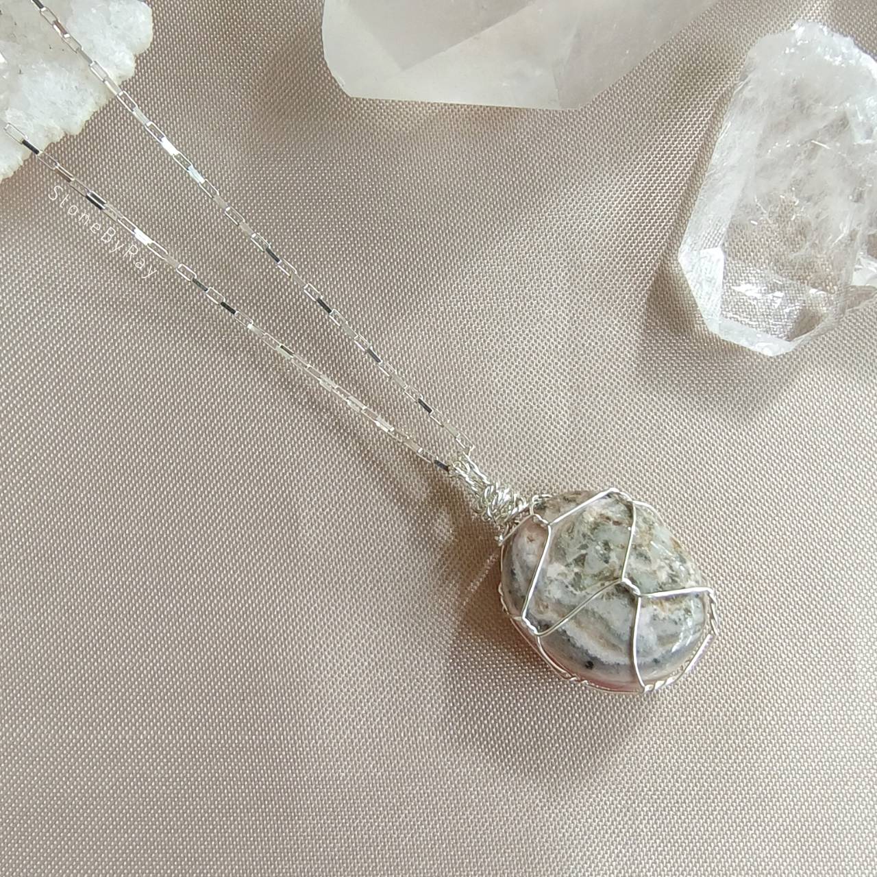 สร้อยคอเงินจี้หินโรโดโครไซต์ Rhodochrosite