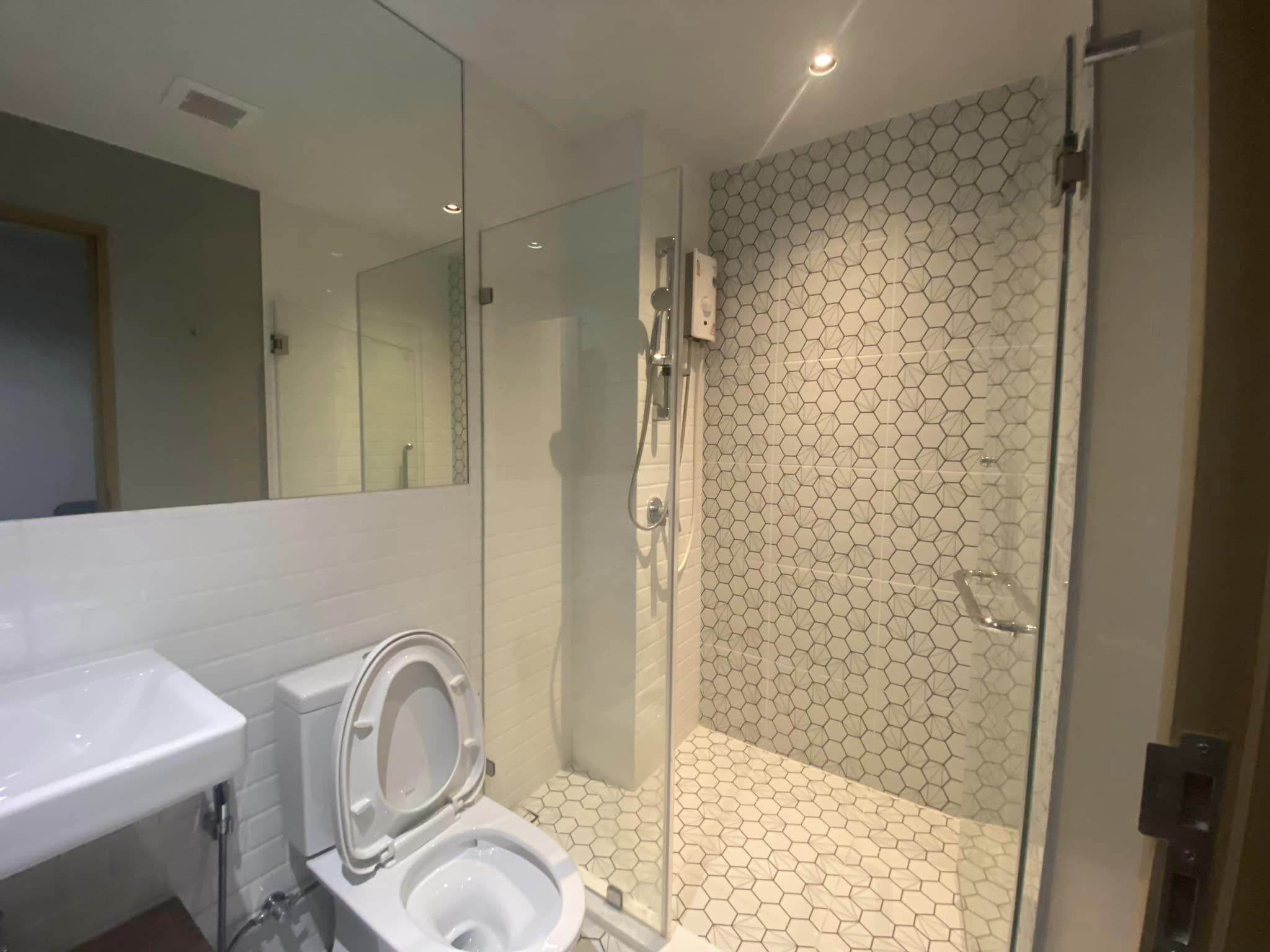 ปล่อยเช่าคอนโด อัลติจูด ยูนิคอร์น สาทร - ท่าพระ (Altitude Unicorn Sathorn - Thapra) - 1ห้องนอน 1ห้องน้ำ 1ห้องนั่งเล่น - ใกล้ BTS ตลาดพลู - ขนาดห้อง 23 ตรม. ชั้น 29