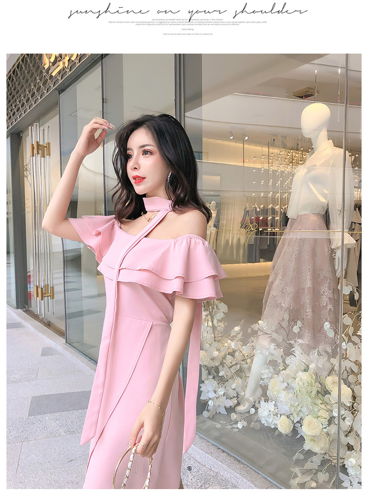 เดรสออกงานผ้าโพลีเอสเตอร์ผสมสีชมพู ใส่ได้หลากหลายแบบ ทั้งแบบปกติ แบบไหล่ป้าน