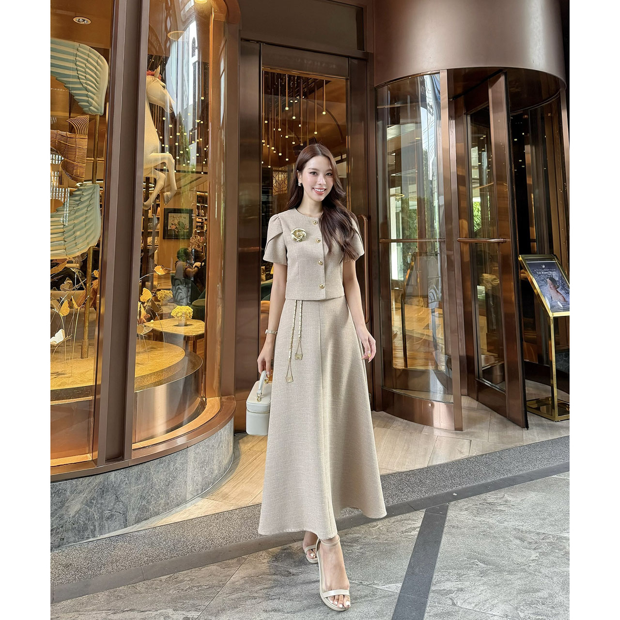 kudapy เซ็ทเสื้อแขนตุ้กตา เสื้อ กระโปรงเอวสูง เข็มกลัดดอกไม้ เข็มขัดโซ่