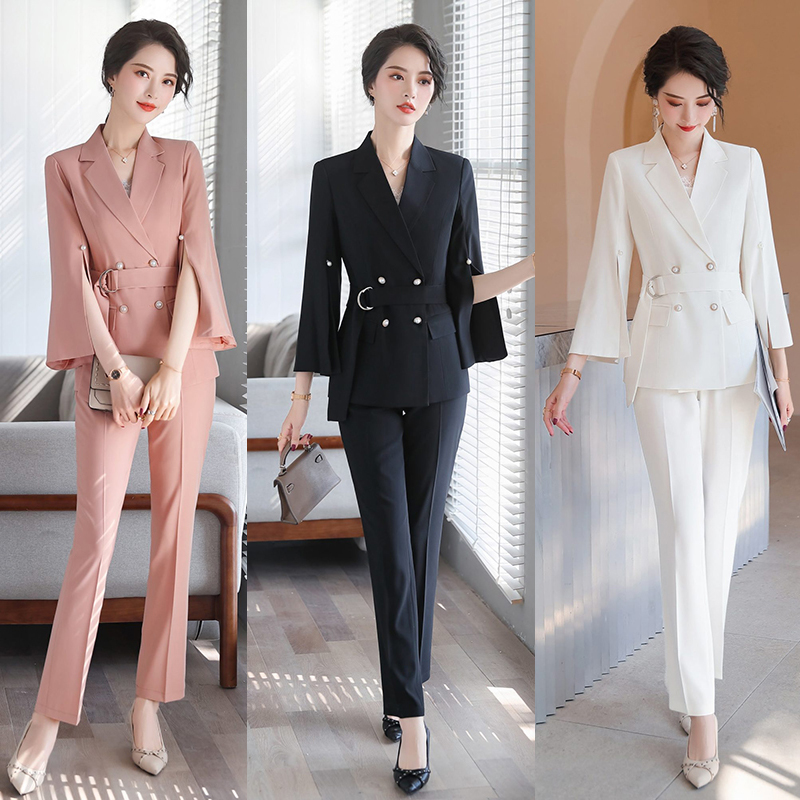 kudapy ชุดสูททำงานผู้หญิงสีพีช/สีขาว/สีดำ กระดุมมุกพร้อมกางเกง เสื้อจะเป็นทรงปล่อยมีเข็มขัดผ้ารัดเป็นปกป้าน
