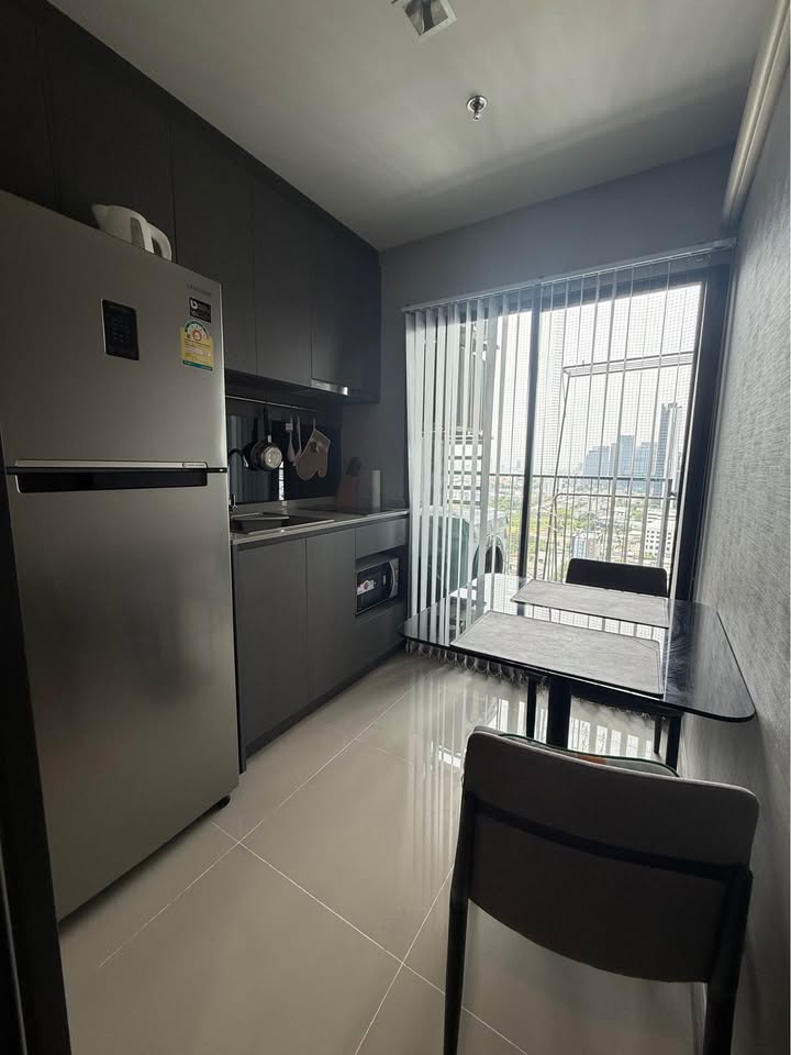 High Rise โซนพื้นที่ BTS บางจาก ให้เช่าห้องแบบ 1ห้องนอน 1ห้องน้ำ 1ครัวปิด คอนโด IDEO Sukhumvit 93 (ไอดีโอ สุขุมวิท 93 ) ขนาดห้อง 31 ตรม. ชั้น 27