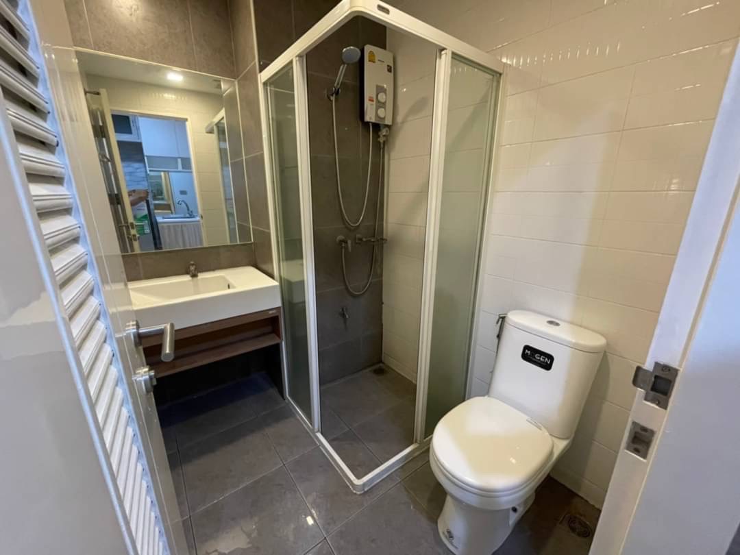 ให้เช่าห้องสวยเฟอร์นิเจอร์และเครื่องใช้ไฟฟ้าใหม่ Add line: Smile-easy ที่ H2 Ramindra 21 (เอชทู รามอินทรา 21)