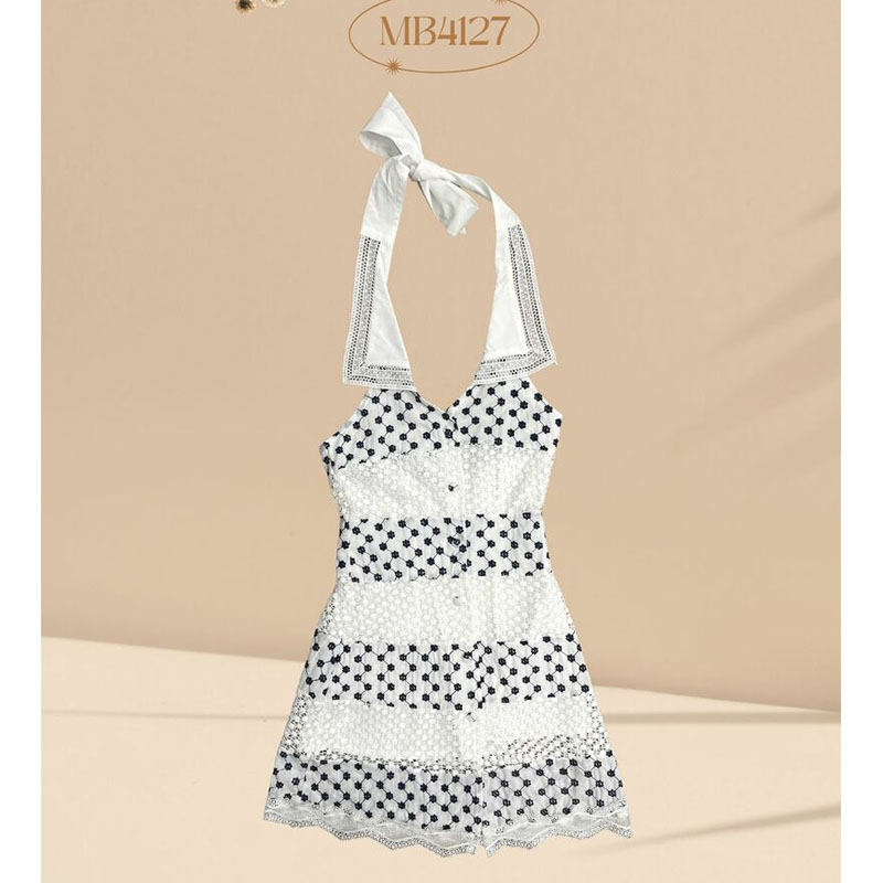 kudapy มินิเดรสสั้นสีน้ำเงิน/สีเหลือง งานผ้าฉลุ ตัดลายทูโทน รูปคอวีแต่งปก ผูกโบว์หลัง มีสองสีให้เลือกน้า