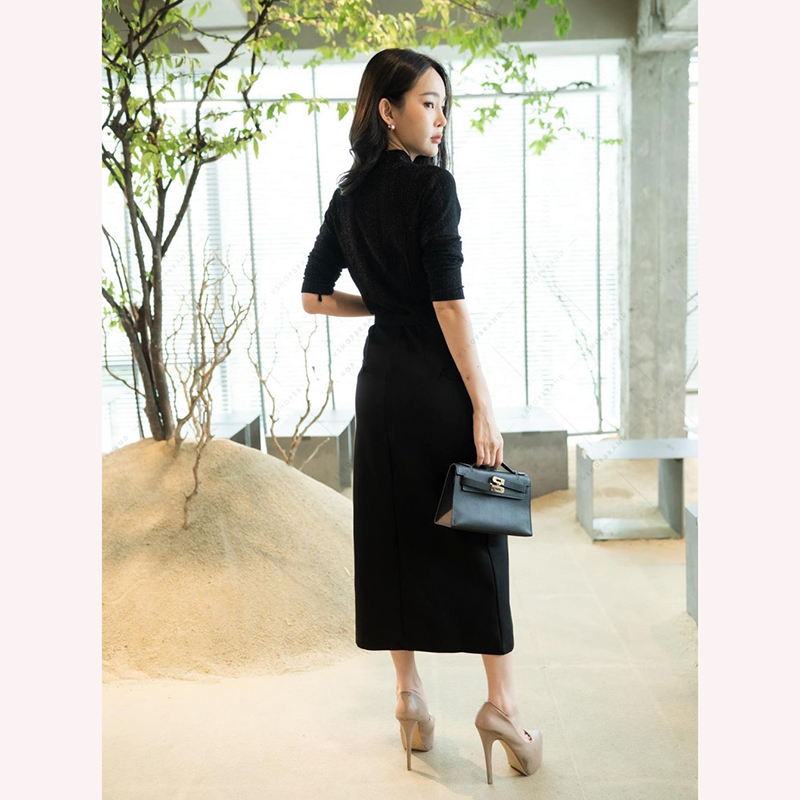 kudapy แม็กซี่เดรสสั้นสีแดง/สีทอง/สีดำ ช่วงบนใช้ผ้าวิ้งเย็บซับติด ไม่คันแน่นอนค่ะ