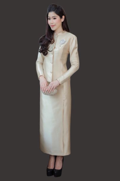 ชุดไทยจิตรลดาสีทอง เซ็ท 2 ชิ้น เสื้อผ้าไหมกระดุมหน้า + พร้อมกระโปรงทรงสอบ