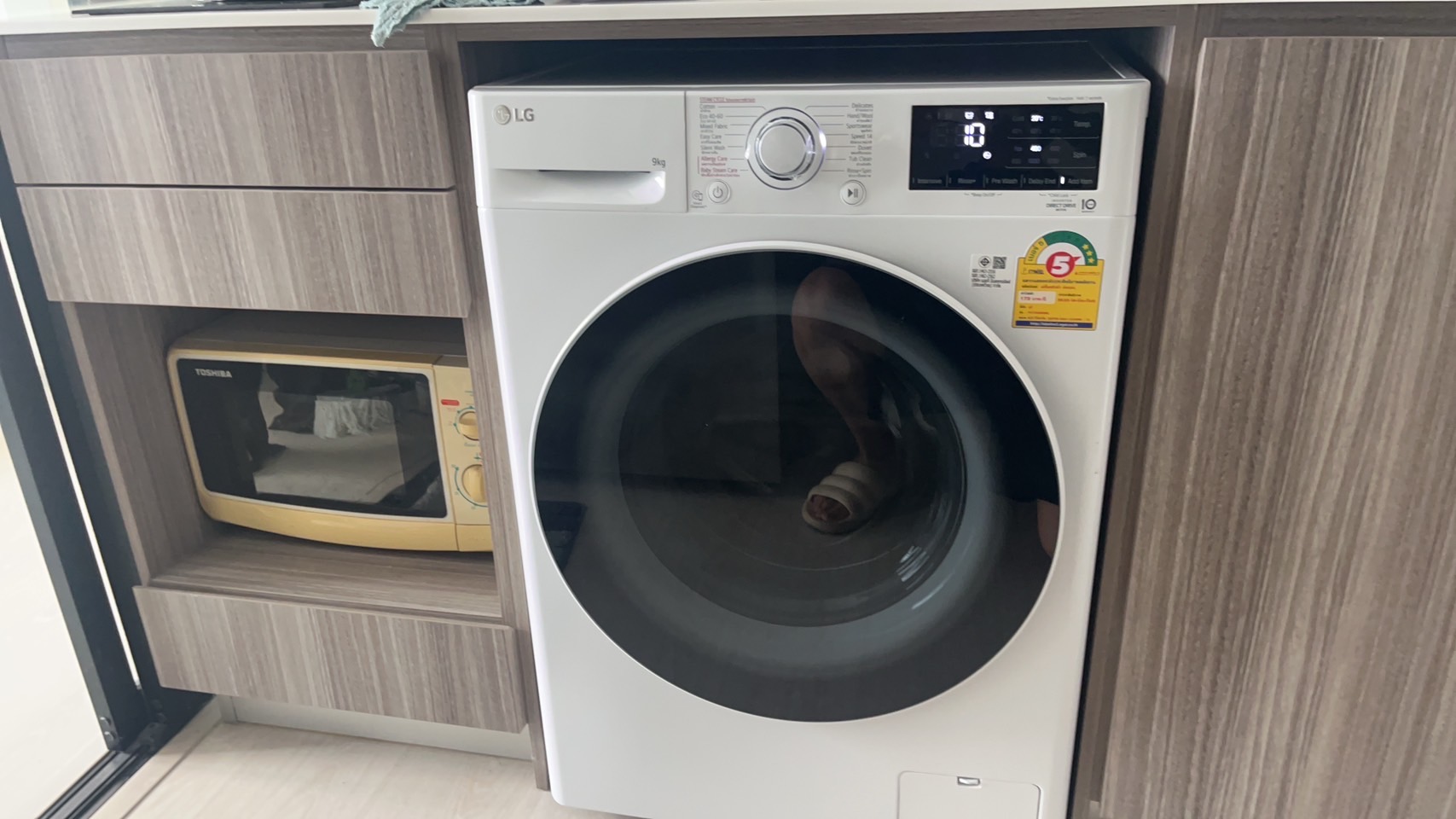 ปล่อยเช่าคอนโด Knightsbridge Phaholyothin Interchange (ไนท์บริดจ์ พหลโยธิน อินเตอร์เชนจ์) - 1ห้องนอน 1ห้องน้ำ 1ห้องนั่งเล่น - ใกล้ BTS วัดพระศรี / ม.เกตษร ศรีปทุม เกริก ราชฎัช - ขนาดห้อง 35 ตรม. ชั้น 14 ตึก B