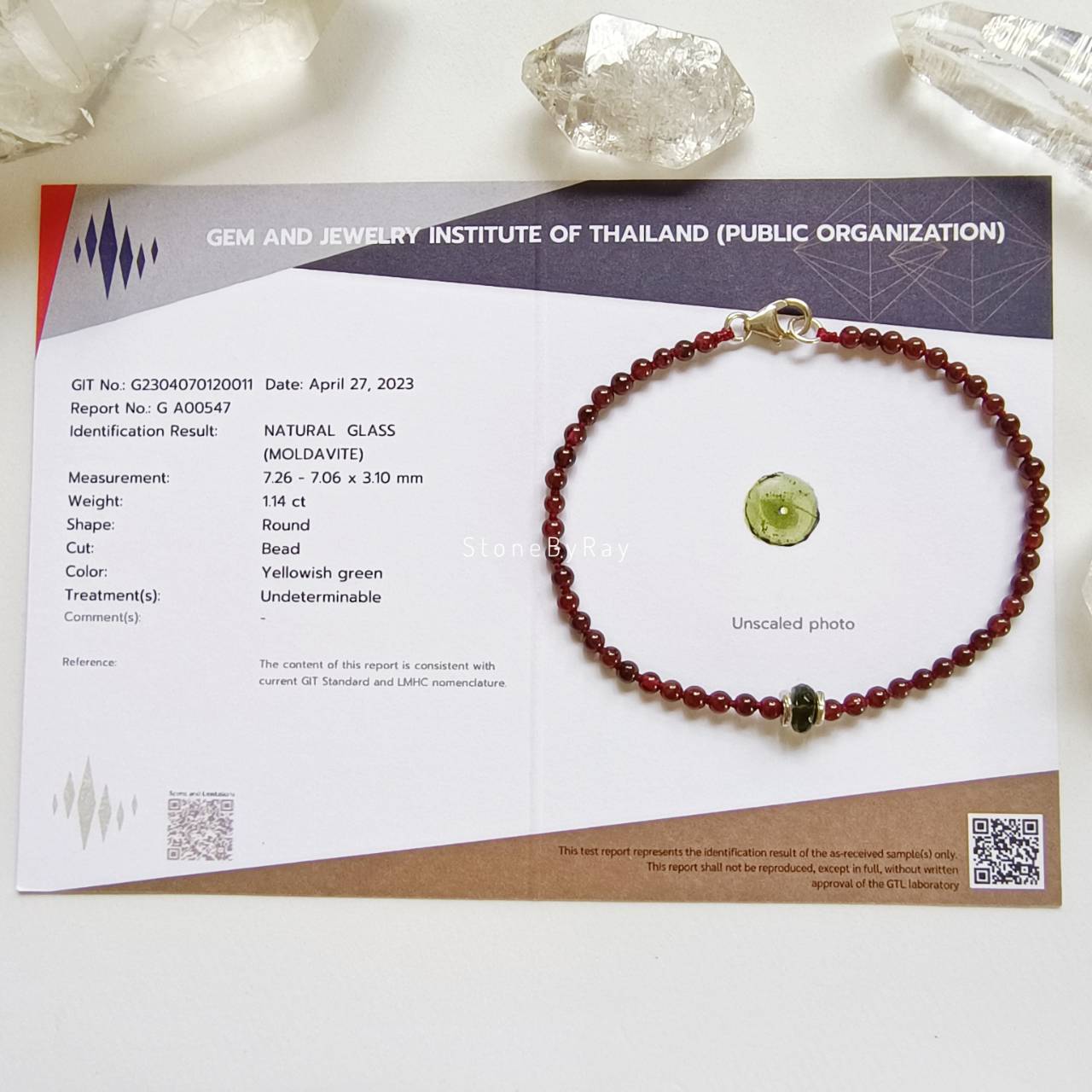 สร้อยข้อมือเงินสะเก็ดดาวโมดาไวต์กับโกเมน Moldavite+Garnet