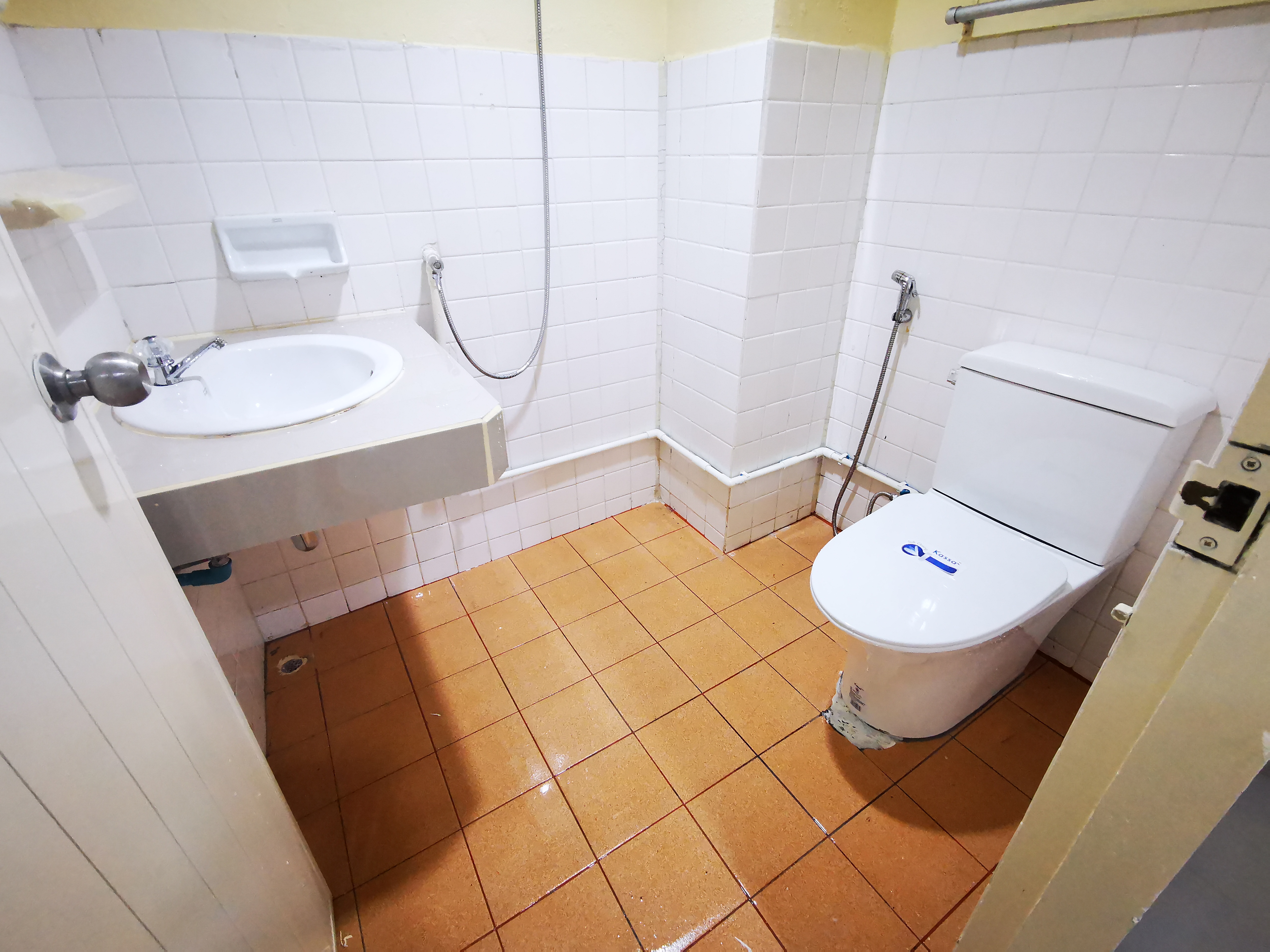 Nirun Condo 5Floor Corner 25 sqm.Bts Bangchak Sukhumvit 93 0909897810