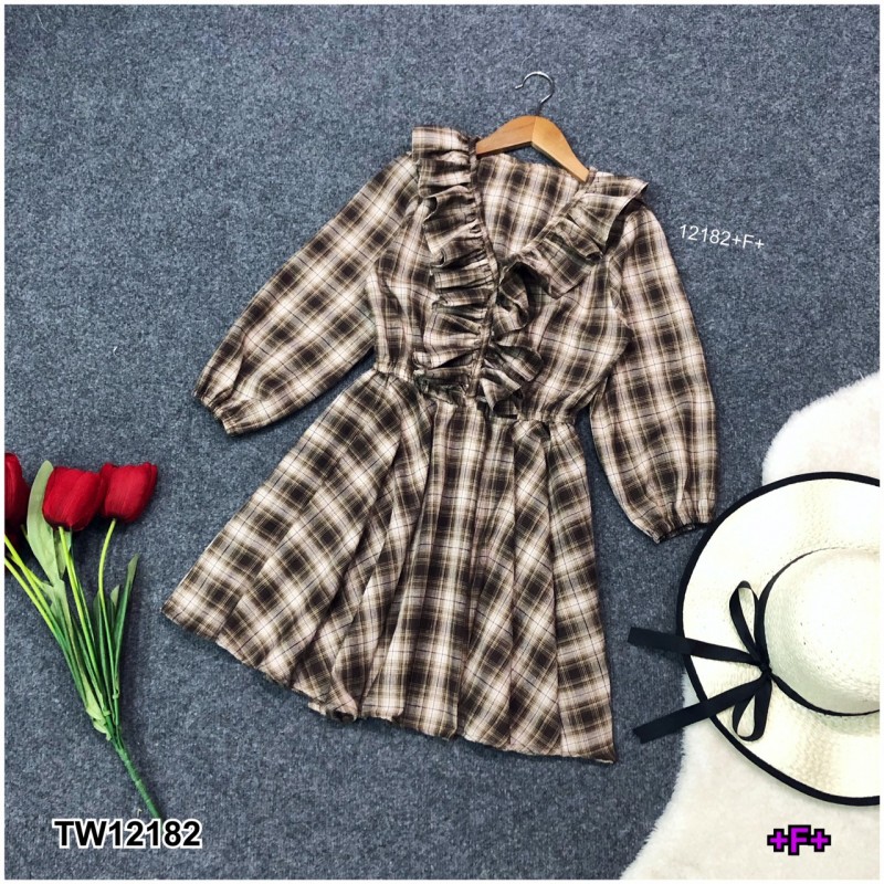 kudapy เดรสสั้นสีน้ำตาล แดง ดำ คอวีแขนยาว ผ้าทอลายสก็อต อกระบาย รอบเอวสม็อค