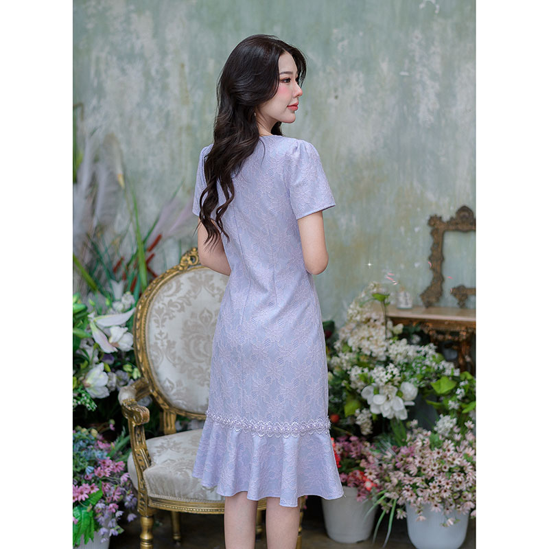 kudapy เดรสสั้นสีม่วงอ่อน/สีชมพูโอรส ผ้าลูกไม้อัดกาวให้ทั้งชุด ผ้าสวย มีน้ำหนักทิ้งตัว ชายระบายสวยแต่งดออกไม้มุกรอบตัวสวยหวาน