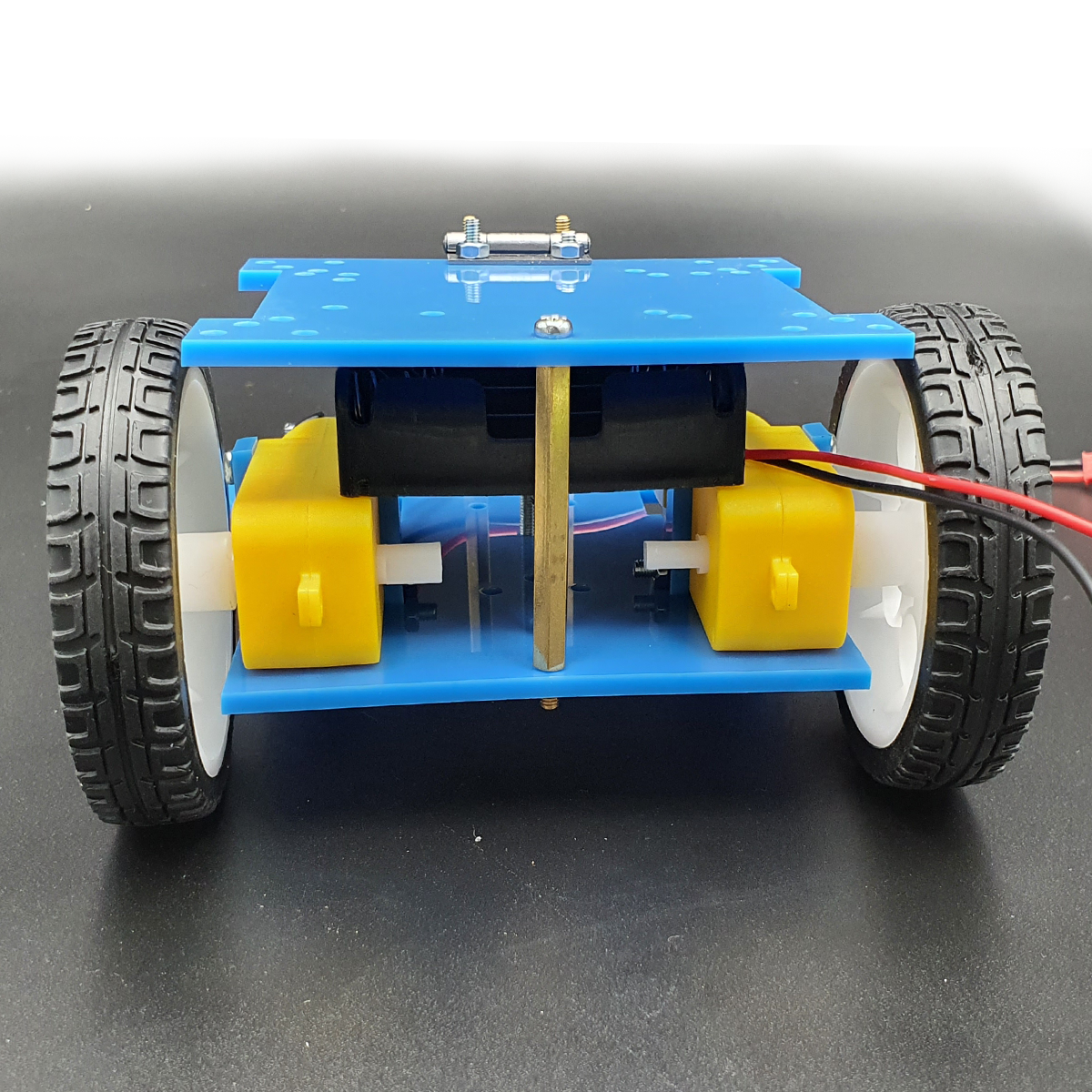 โครงสร้างหุ่นยนต์ 2WD เเบบ 2 ชั้น