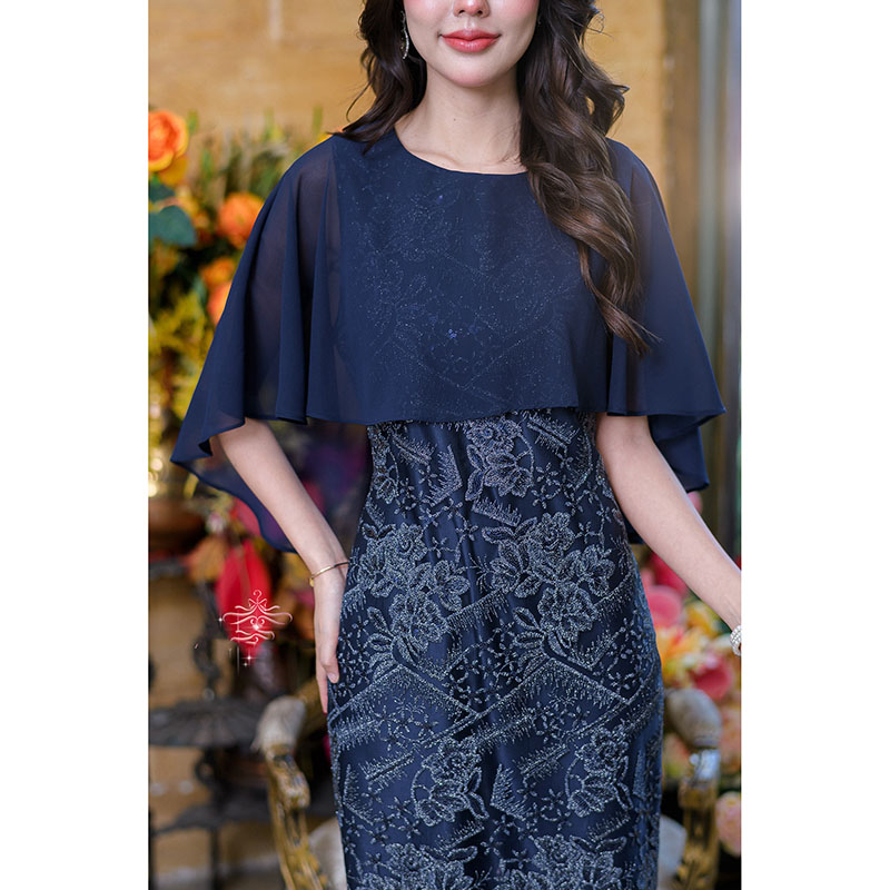 kudapy เดรสสั้นสีม่วง/สีกรม/สีชมพู/สีฟ้า ผ้าลูกไม้ปักเลื่อมผ้าลายสวยลูกไม้ปักลาย ดีไซน์ชุดเก๋ เป็นคลุมไหล่ด้านหลังยาวถึงเอว