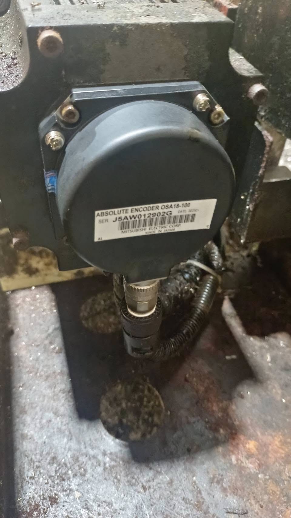 งานติดตั้ง MITSUBISHI OSA18-100 ขั้วชำรุด สายชำรุด Encoder