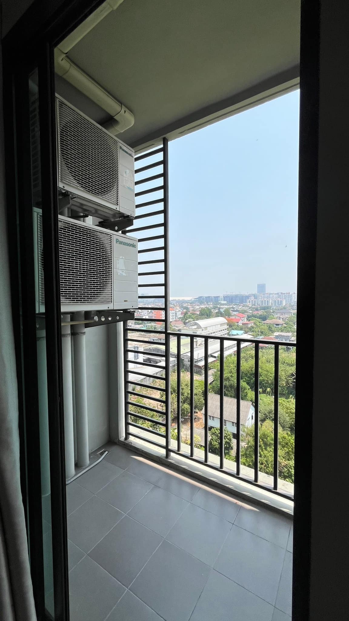 ปล่อยเช่าคอนโด The Base Chaengwattana (เดอะ เบส แจ้งวัฒนะ) - 1ห้องนอน 1ห้องนั่งเล่น 1ห้องน้ำ - ใกล้ MRTเมืองทอง