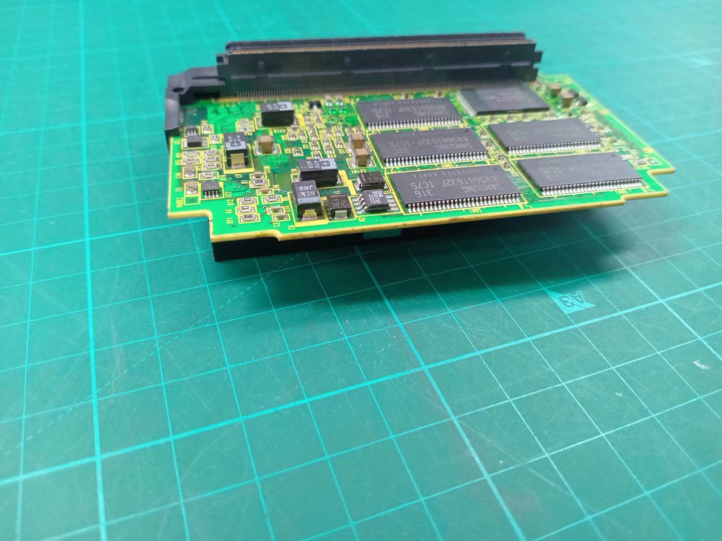 FANUC A20B-3300-0477