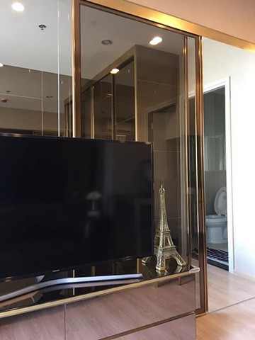 ให้เช่า Noble Revolve Ratchada (โนเบิล รีวอลฟ์ รัชดา) ห้องมุมชั้น7